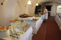 Raut v restauraci